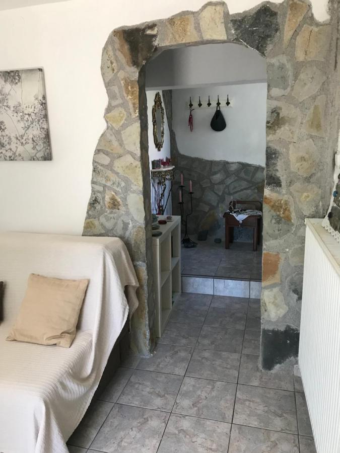 Gourgiana Apartment *