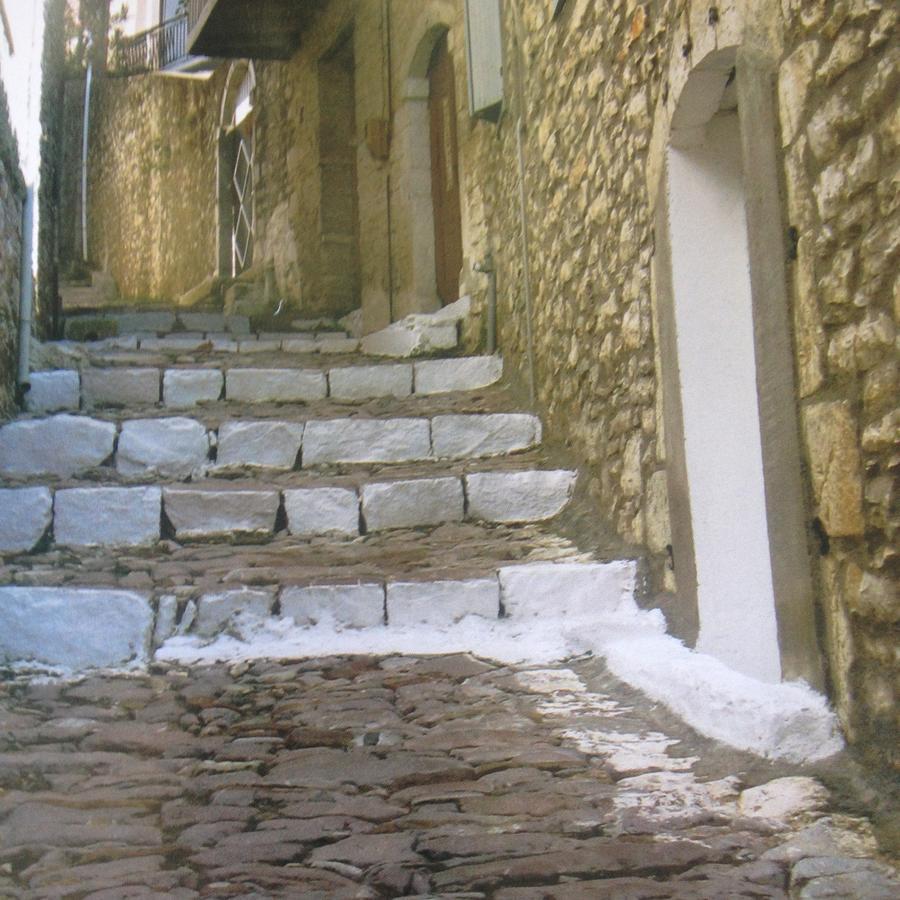 Gourgiana Apartment *